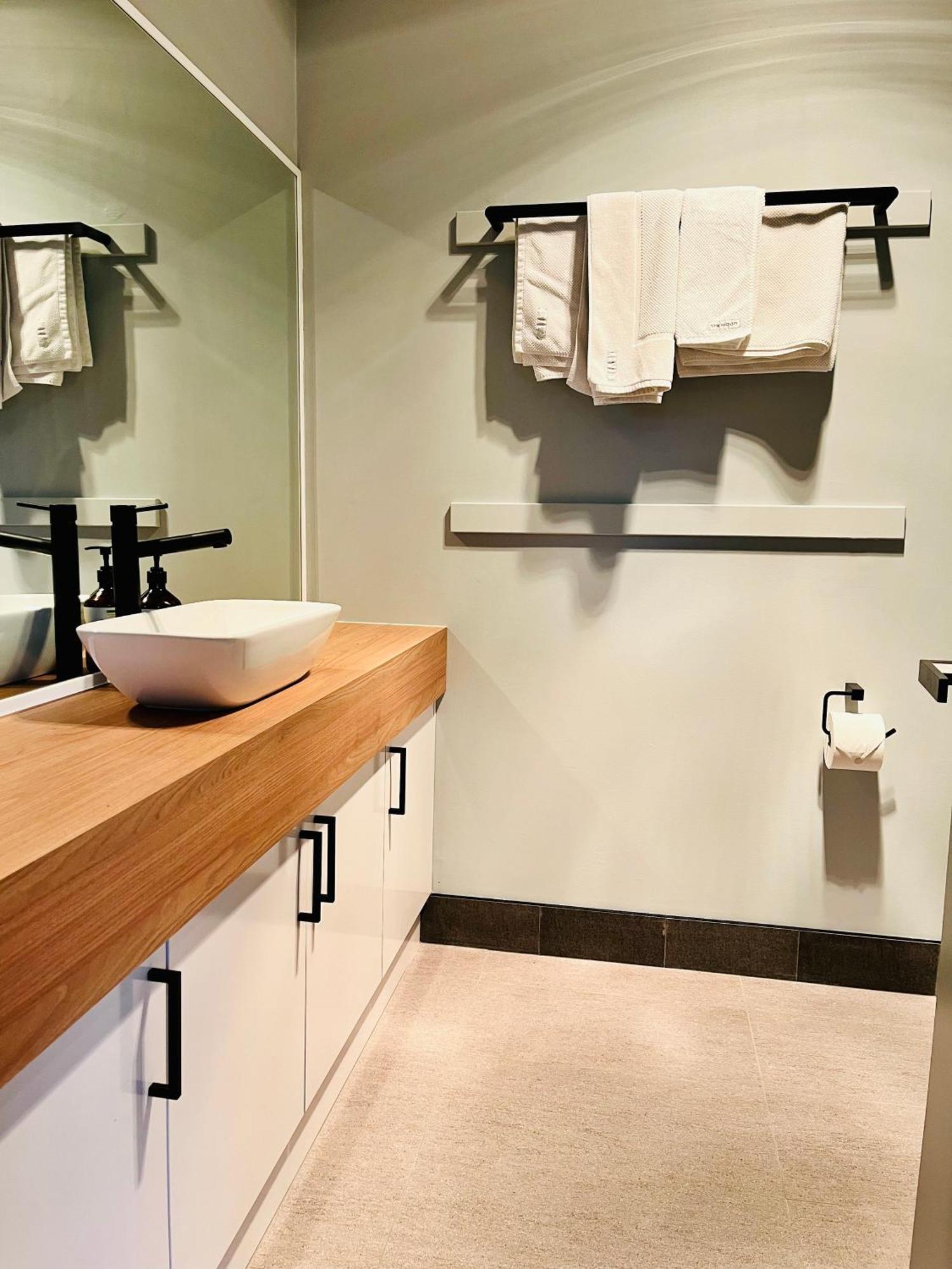 Marengo Beach Studios- Pet Friendly Exterior photo